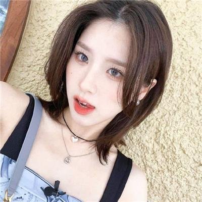 赤裸的公务员