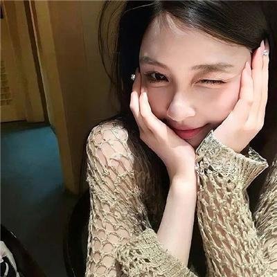 二人漫步几春秋